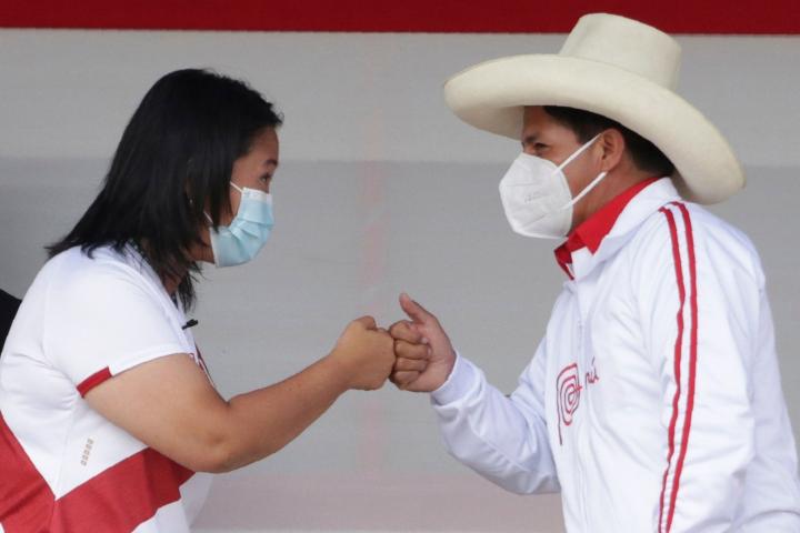 Los candidatos a la presidencia de Perú, Pedro Castillo y Keiko Fujimori.