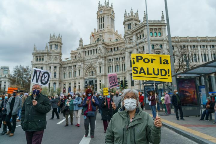 Manifestantes por la sanidad pública en Madrid, en marzo de 2022. 