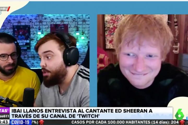 Ibai Llanos durante su entrevista con Ed Sheeran.