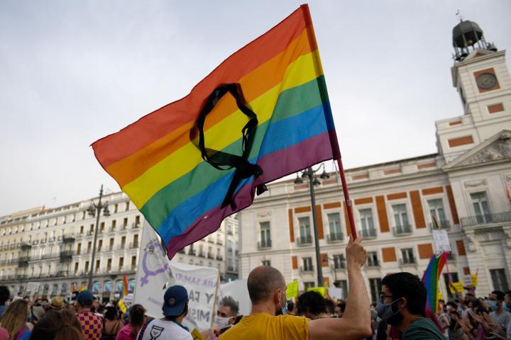 Manifestación contra la LGTBIfobia en la Puerta del Sol. 