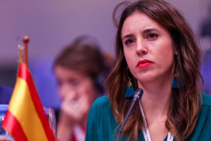 La ministra de Igualdad de España, Irene Montero, en Buenos Aires (Argentina).
