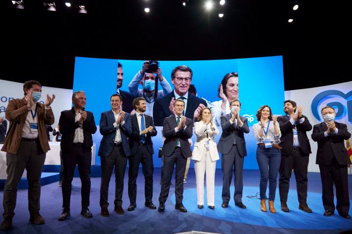 Alberto Núñez Feijóo, durante su proclamación como nuevo presidente del PP, en Sevilla.