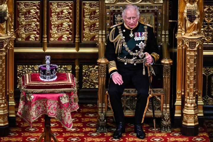El príncipe Carlos, en la Cámara de los Lores para dar el discurso de inaguración del curso político británico. 