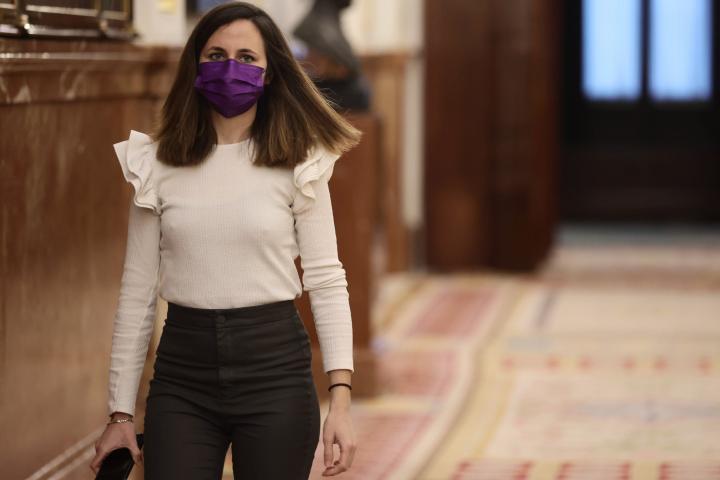 MADRID, SPAIN - MARCH 02: The Minister for Social Rights and Agenda 2030, Ione Belarra, on her arrival at a plenary session, at the Congress of Deputies, on 02 March, 2022 in Madrid, Spain. During the plenary session, the President of the Govern...