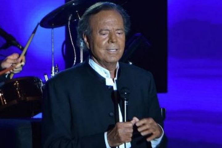 Julio Iglesias