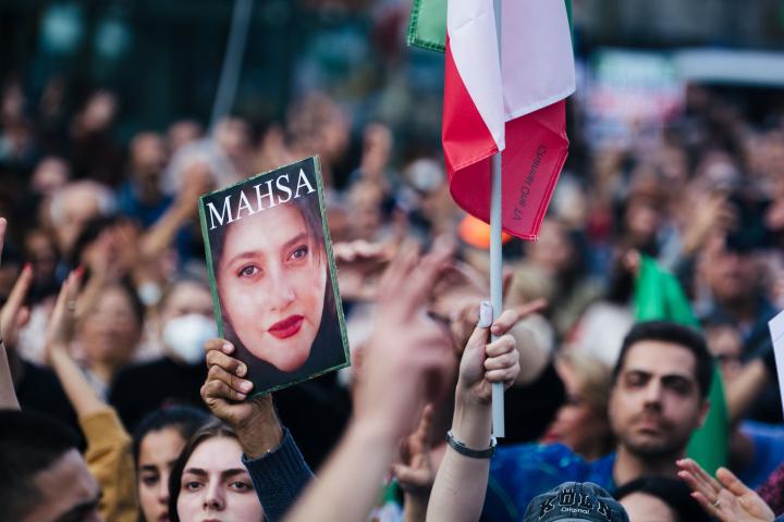 Protesta tras la muerte de Mahsa Amini.