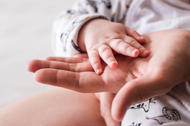 Un padre de Cádiz descubre que su bebé nacido por fecundación asistida no  es su hijo biológico