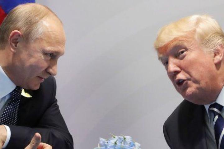 Donald Trump y Vladimir Putin durante el G20 de Hamburg en julio de 2017.
