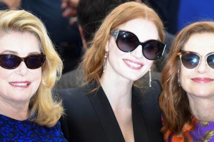Catherine Deneuve,  Jessica Chastain e Isabelle Huppert en Cannes en 2017.