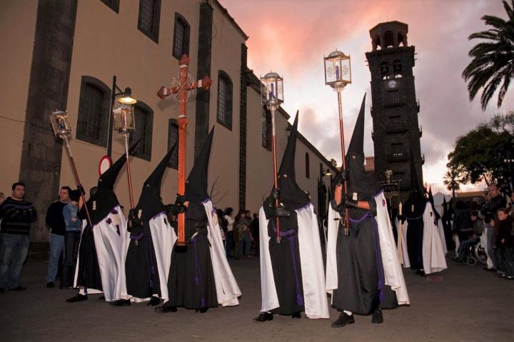 Una procesión de Semana Santa en La Laguna.