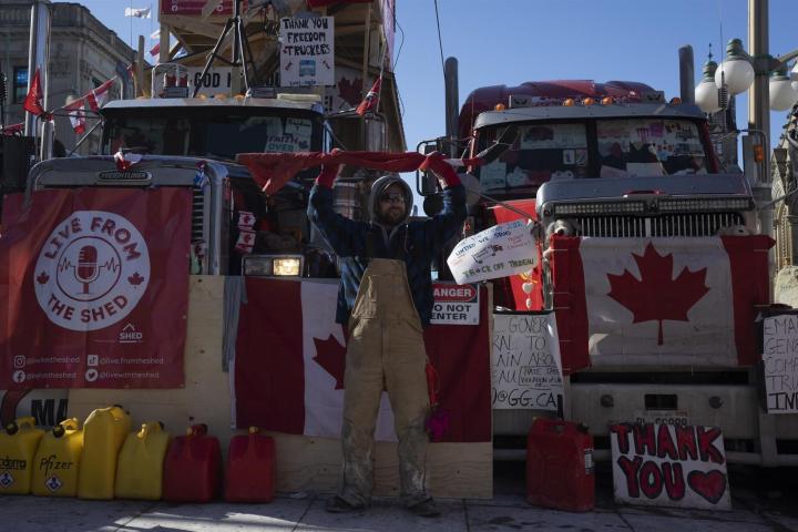 Protestas y bloqueos de camiones contra las restricciones por el coronavirus en Canadá.