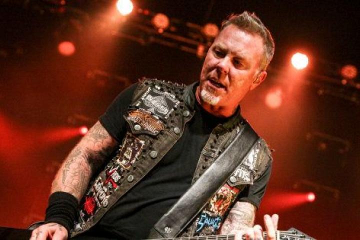 James Hetfield, el cantante de Metallica en un concierto en diciembre de 2016 en Los Ángeles (EEUU).