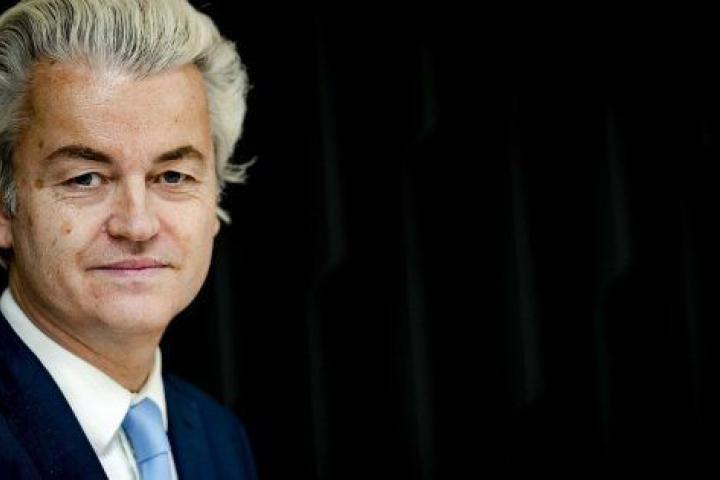 El líder de la ultraderecha holandesa Geert Wilders posa en La Haya (Países Bajos). ROBIN VAN LONKHUIJSEN |EFE
