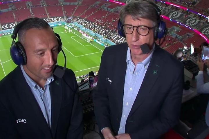 Juan Carlos Rivero, con Santi Cazorla en TVE.