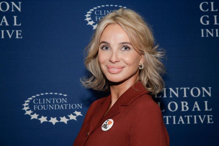 Corinna Larsen.