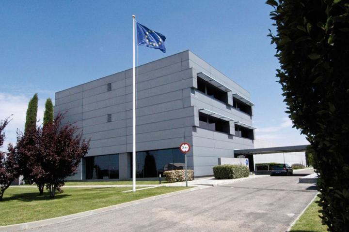 Edificio del Centro de Satélites de la UE, en la base aérea de Torrejón de Ardoz (Madrid).