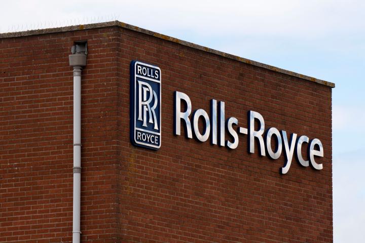 El cartel de la fábrica de Rolls-Royce en Filton, en 2020, en Bristol, Reino Unido.