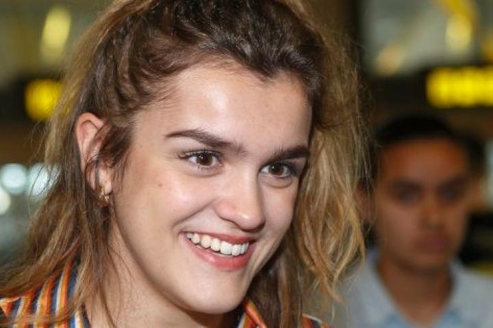 La cantante Amaia Romero, fotografiada el 3 de mayo de 2018 en el aeropuerto Adolfo Suárez Madrid Barajas.