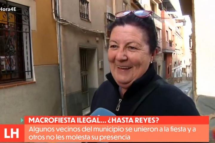 Una de las vecinas habla sobre la 'rave' ilegal de Granada en RTVE.