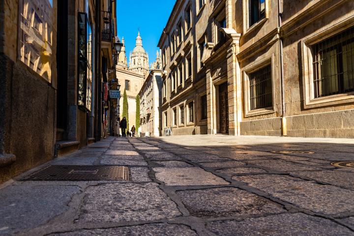 Una calle del centro de Salamanca.