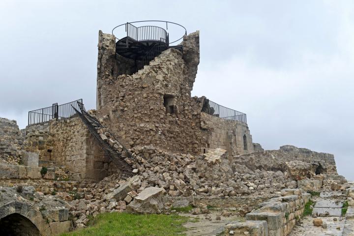 La ciudadela de Alepo, dañada por el terremoto del lunes.