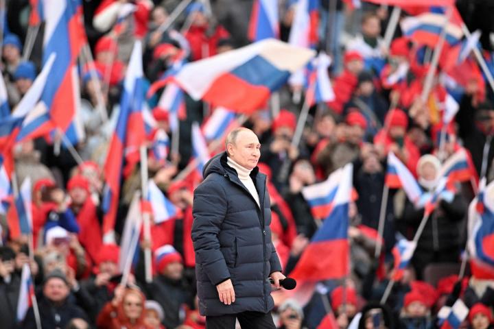 Vladimir Putin, el pasado 18 de marzo, durante un concierto por el octavo aniversario de la anexión de Crimea, en el Luzhniki Stadium de Moscú.