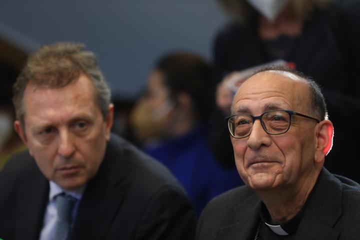 Javier Cremades y el cardenal Juan José Omella, presidente del despacho Cremades&Sotelo y Conferencia Episcopal, respectivamente.