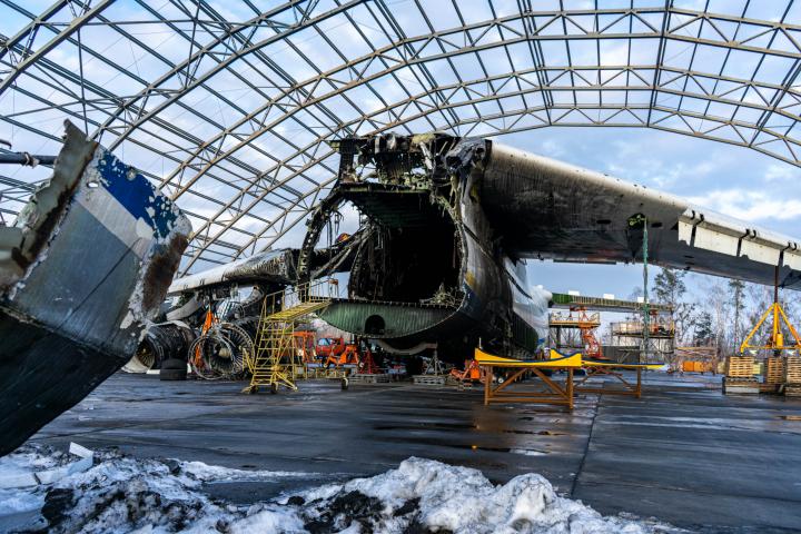 Avión Mriya destruido