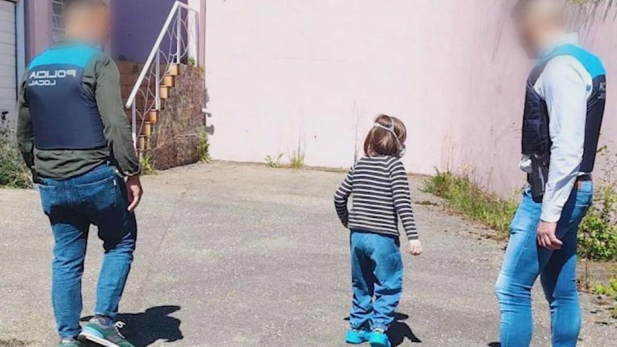 Prisión provisional sin fianza para los padres de los niños encerrados en la  casa de los horrores  de Oviedo