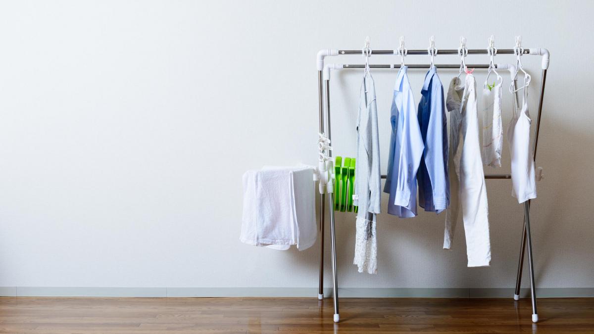 Los mejores tendederos eléctricos para secar la ropa dentro de