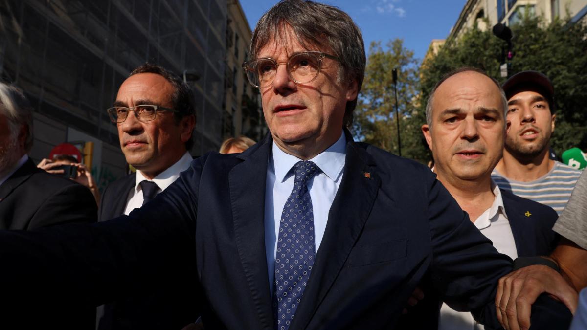 Así ha sido la llegada de Puigdemont a Barcelona