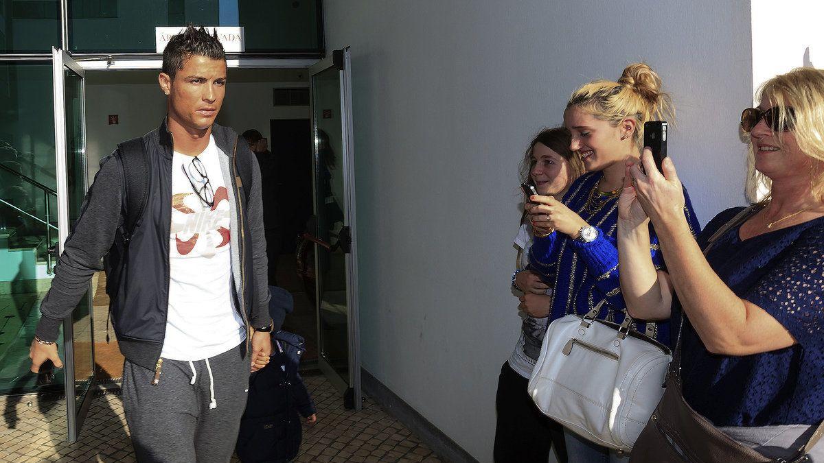Tras la ya famosa cinta Cristiano Ronaldo sorprende con un nuevo look