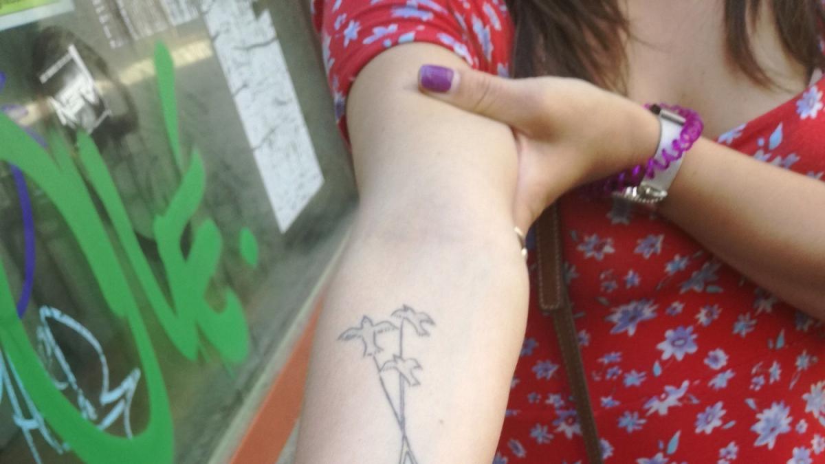 Estos tatuajes con tinta blanca te harán replantearte los de tinta negra