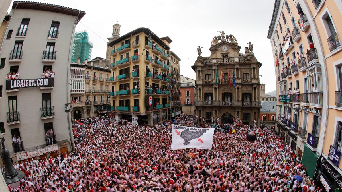 Investigan una presunta agresión sexual en San Fermín durante el fin de  semana