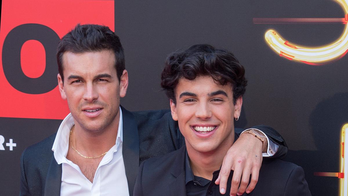 Cuántos años tienen los padres de Mario Casas