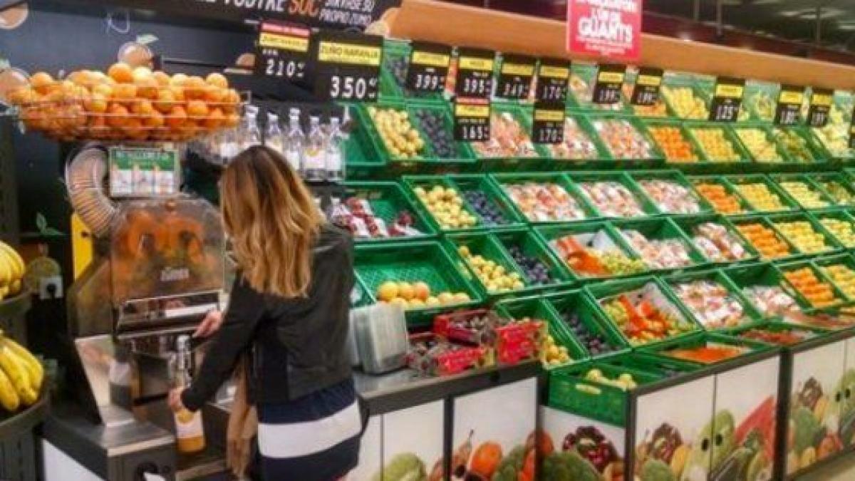 Cómo desinfectar la fruta y la verdura en casa con este nuevo producto de  Mercadona