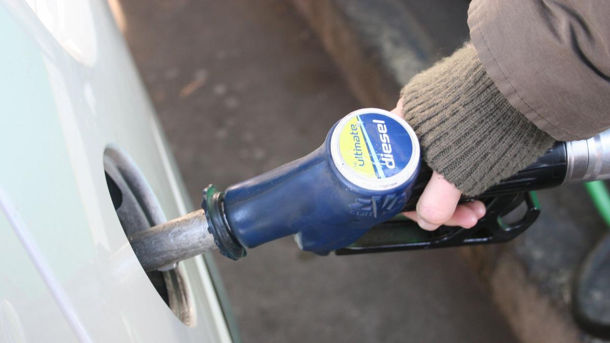 El fin de la limpieza de coche en gasolineras: el invento de Lidl