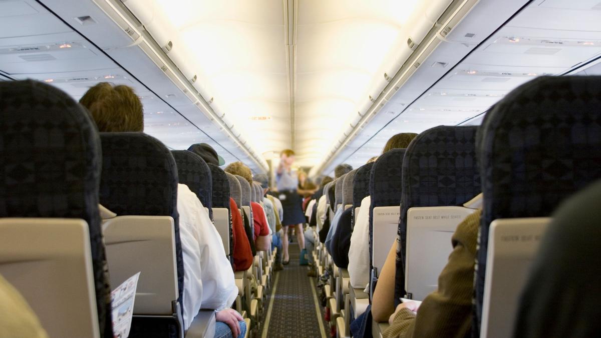 Medidas de mochilas y bolsos de cabina en 2023 en Ryanair, Iberia