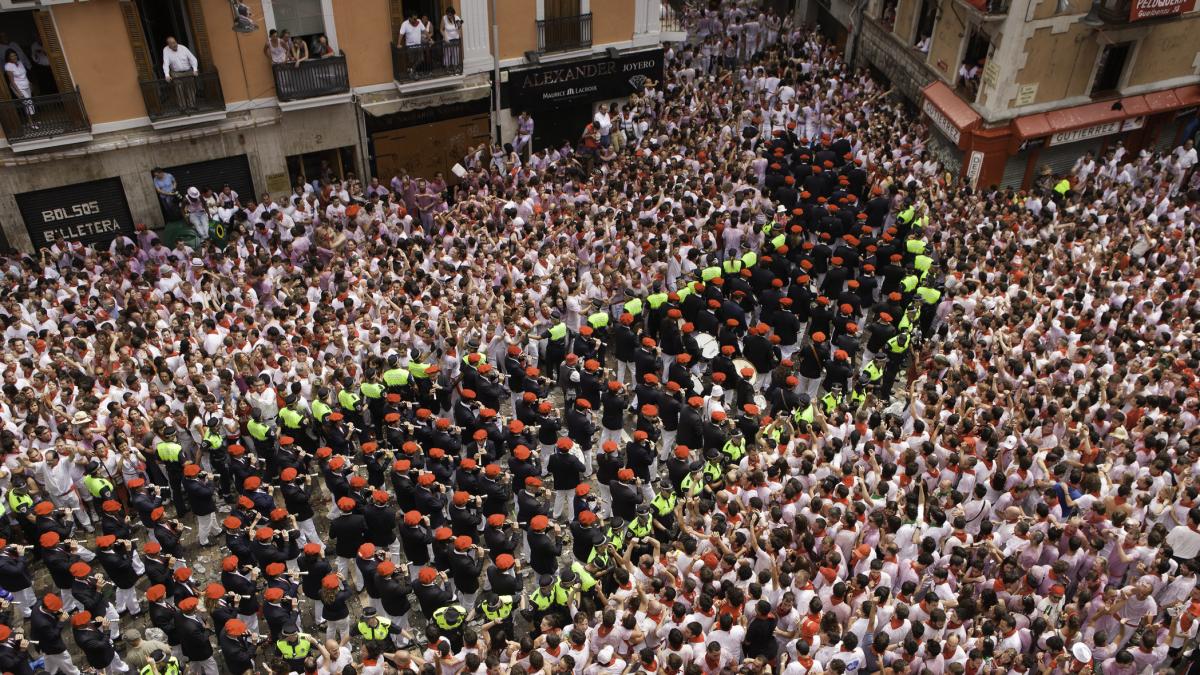 How to experience a traditional San Fermín lunch in 2023 The Local Read