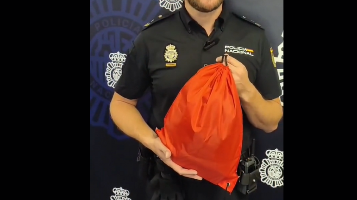 El aviso de la Policía Nacional si sueles utilizar mochilas o bolsas como  esta