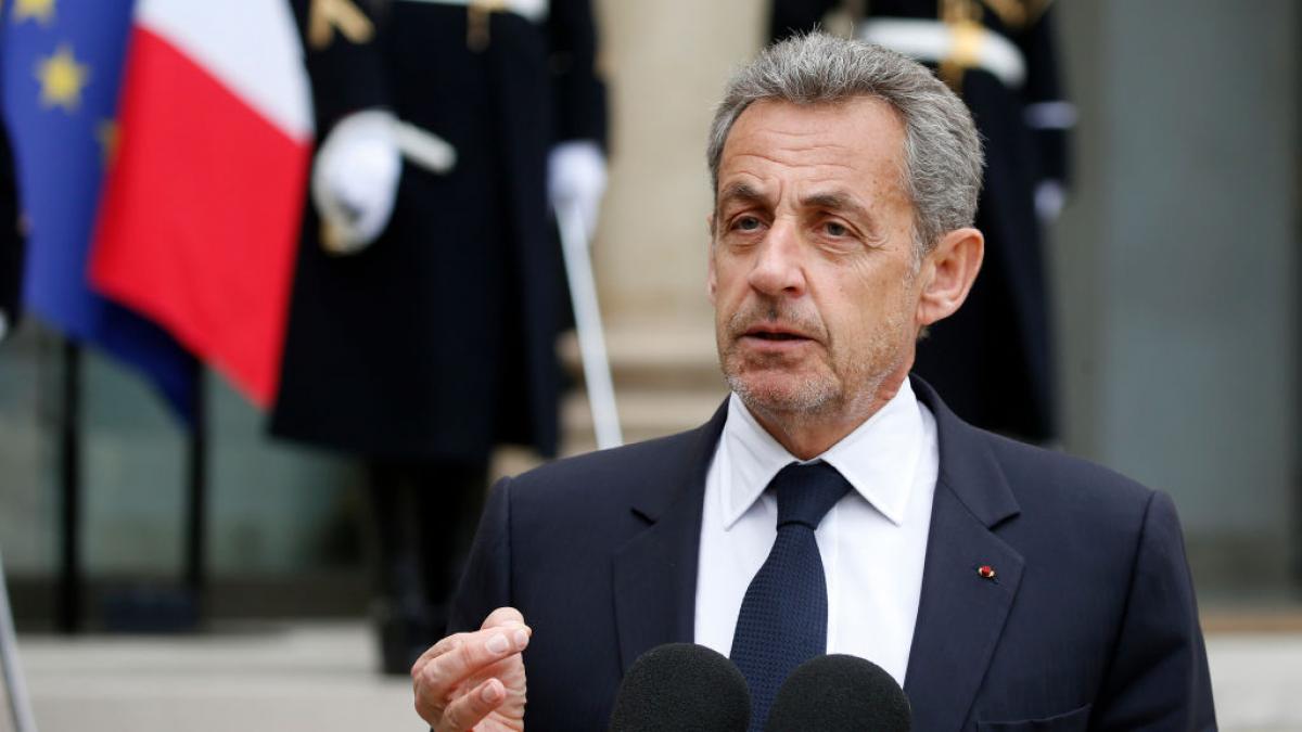 Sarkozy diz que Reino Unido emperrou acordo