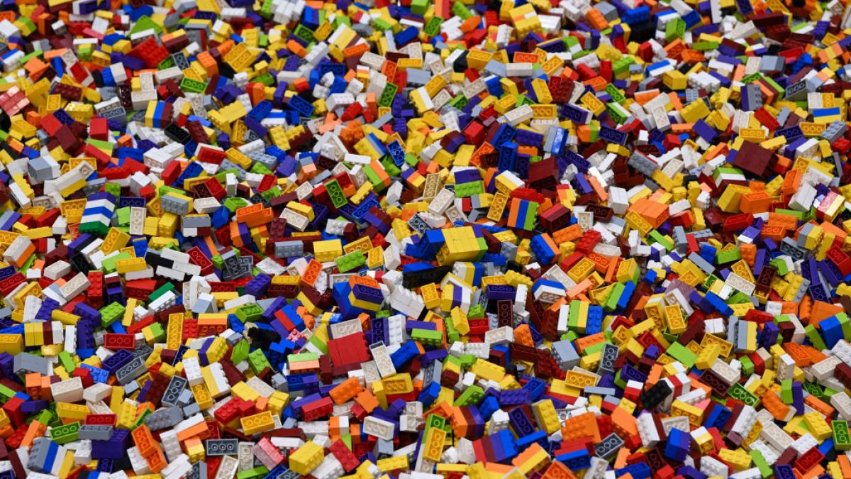 El LEGO más grande jamás creado es el nuevo Halcón Milenario