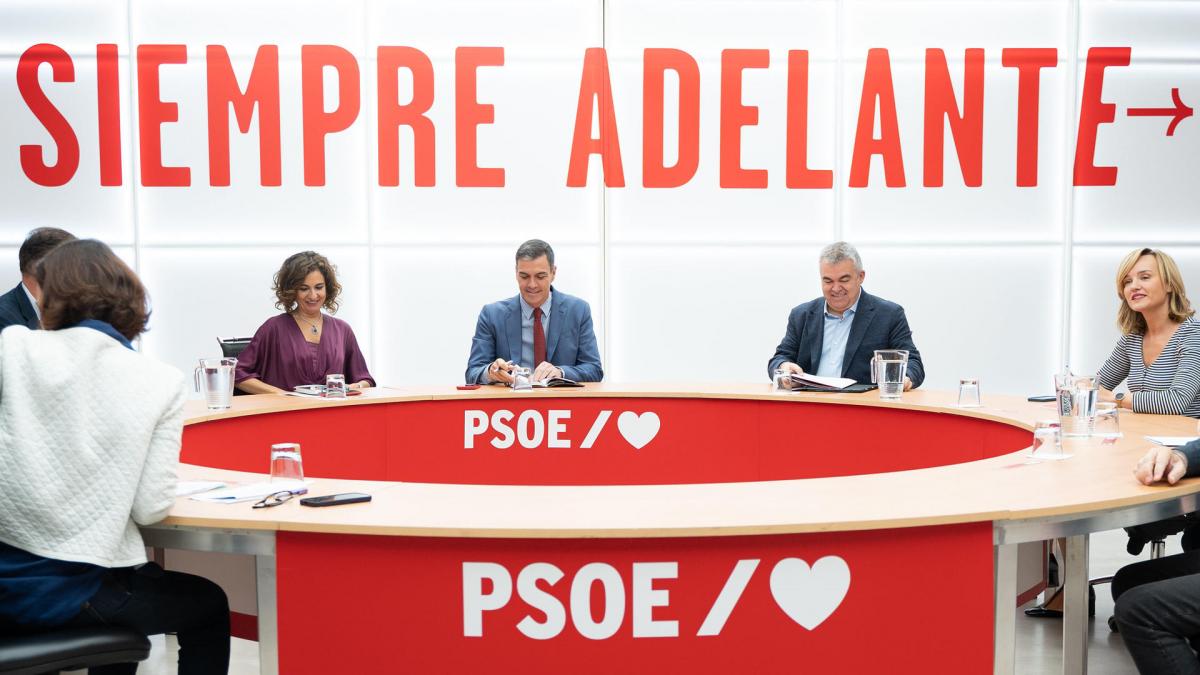 El PSOE pregunta a su militancia si respalda 'el acuerdo con Sumar' y ...