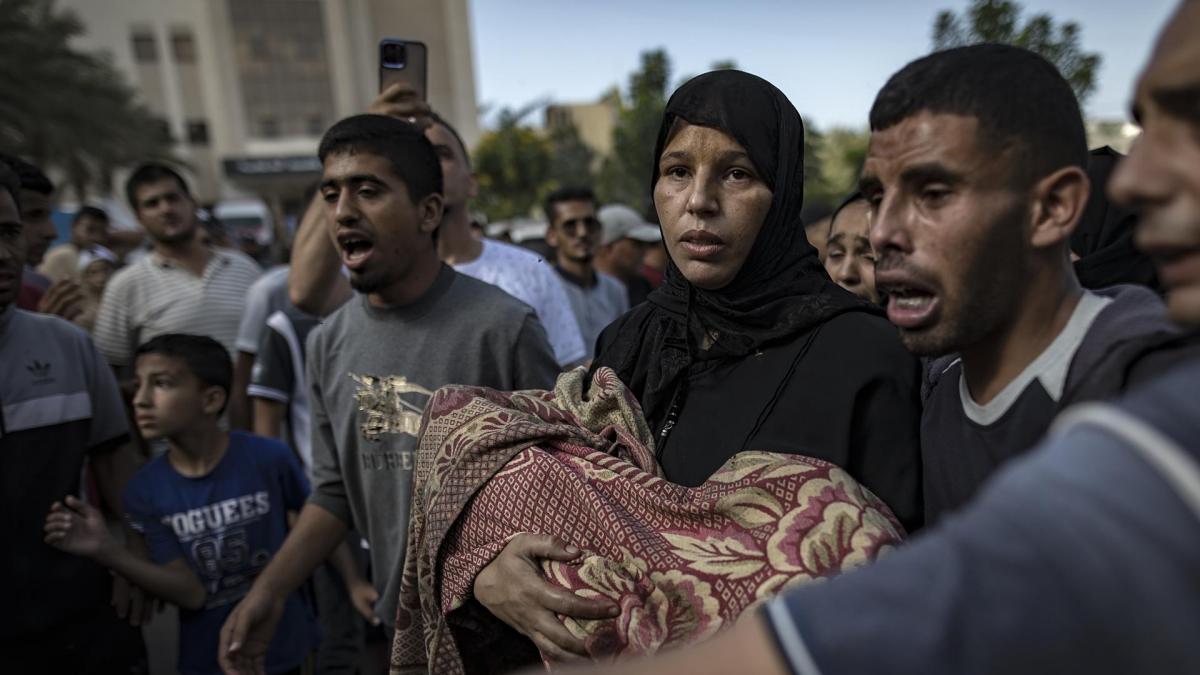 More than 10,500 dead in Gaza, some 4,325 children, due to Israeli bombings