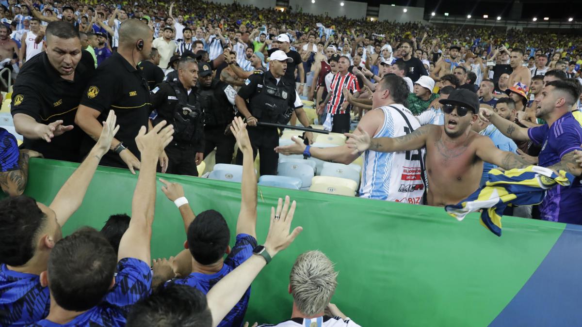 Suspendido el Argentina - Brasil por una pelea multitudinaria en las gradas  de Maracaná