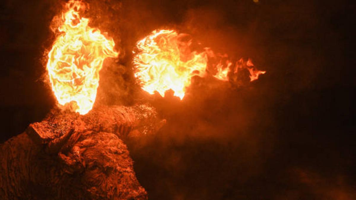 El toro incendiario termina con dos casas quemadas y una indemnizaciÃ³n de 63.000â¬