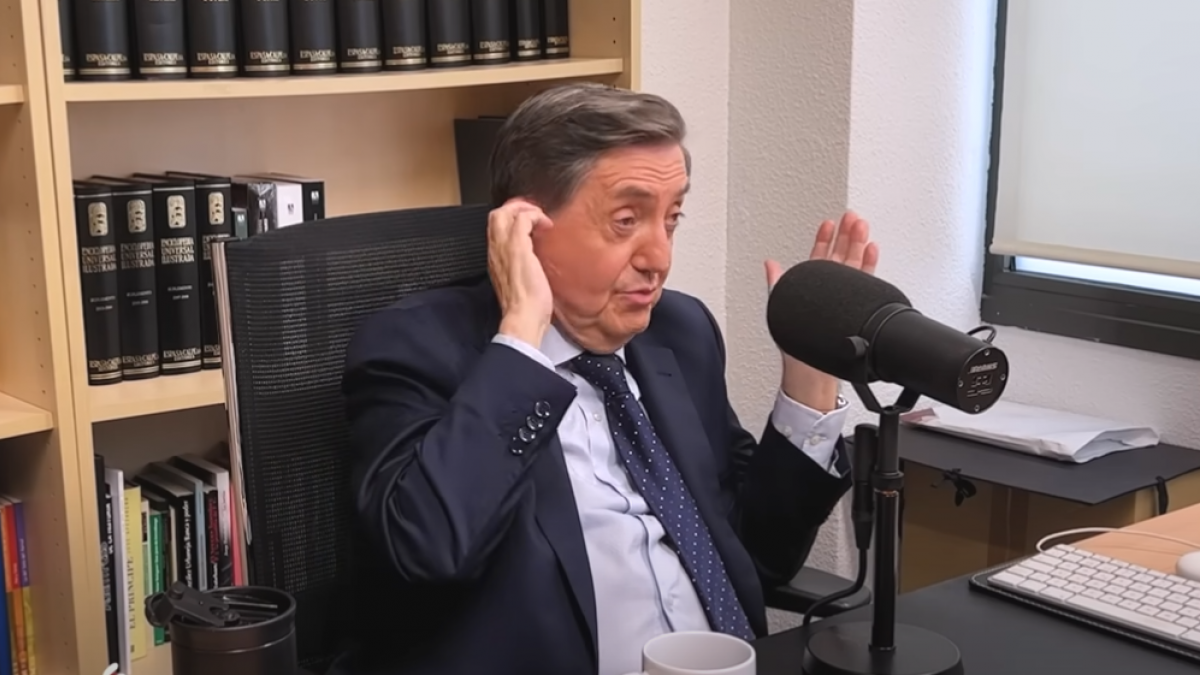Jiménez Losantos habla del motivo por el que terminó su relación profesional con César Vidal Jiménez Losantos habla del motivo por el que terminó su relación profesional con César Vidal