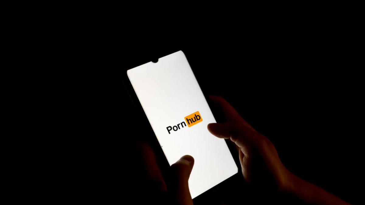 Bruselas obliga a Pornhub, Stripchat y XVideos a cumplir con la ley de  servicios digitales