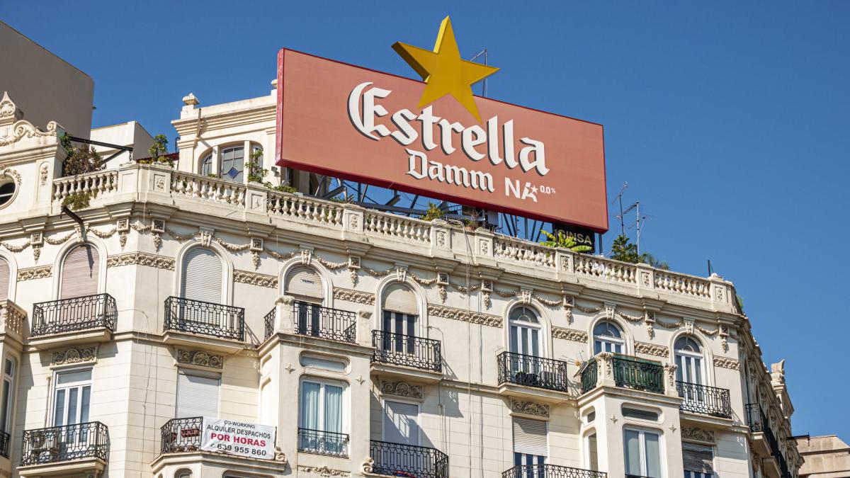 Estrella Damm buys the unknown soft drinks from Mercadona, Lidl and El Corte Inglés