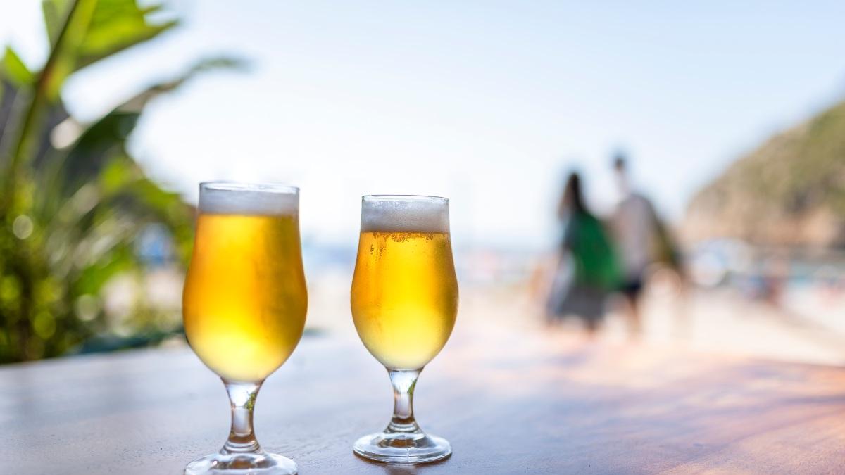 La cerveza canaria explota contra su dueño belga